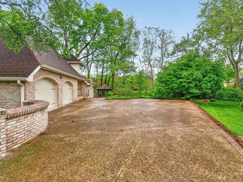 3808 Beecham Court, Columbus, OH 43220 Photo 15