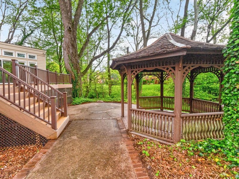 3808 Beecham Court, Columbus, OH 43220 Photo 19
