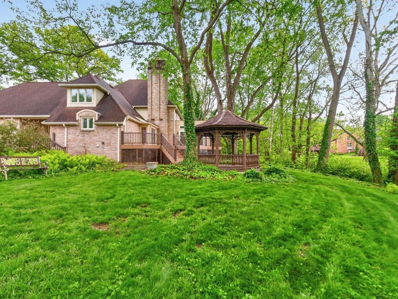 3808 Beecham Court, Columbus, OH 43220 Photo 22