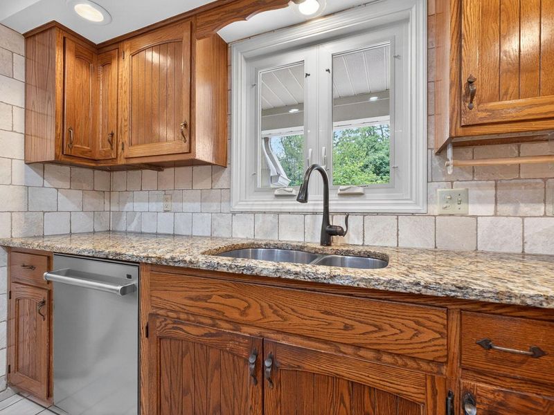 3808 Beecham Court, Columbus, OH 43220 Photo 65