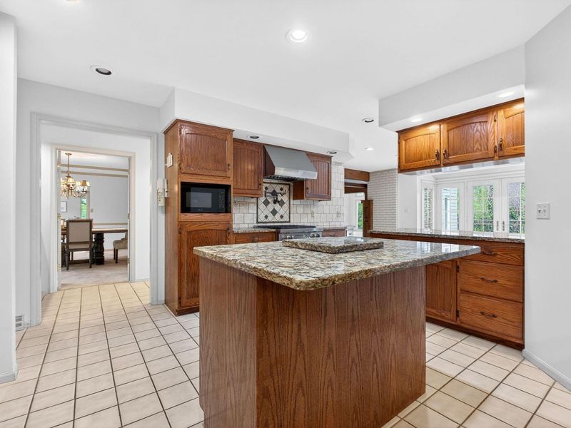 3808 Beecham Court, Columbus, OH 43220 Photo 69