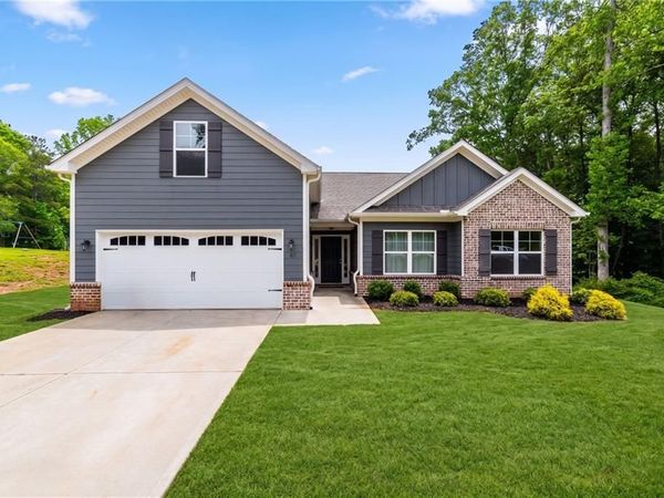 85 Finch Court , Winder, GA 30680