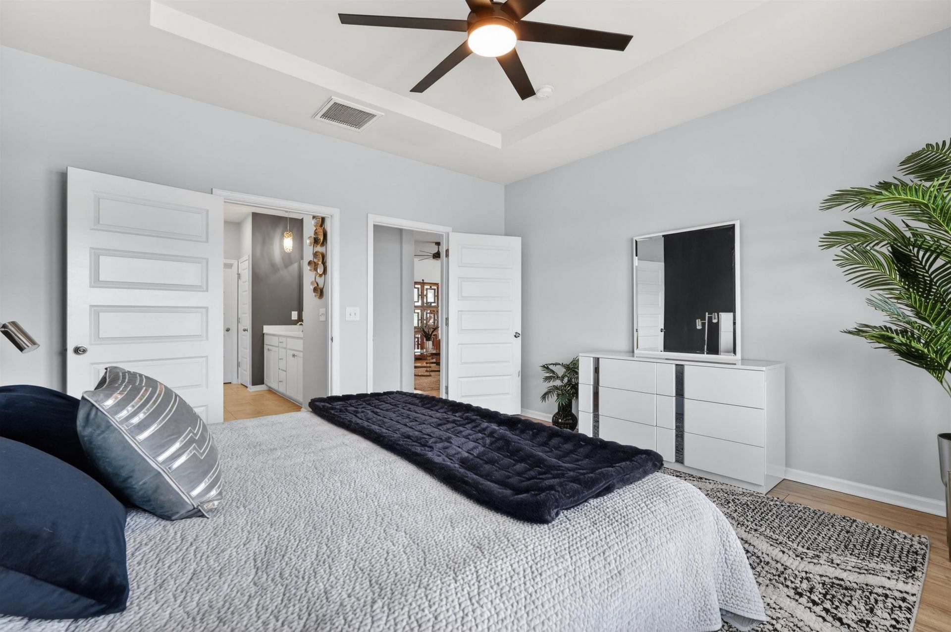 3045 Sistine St. Photo 25