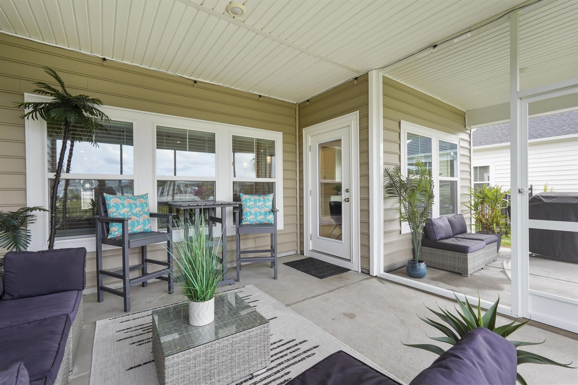 3045 Sistine St. Photo 33