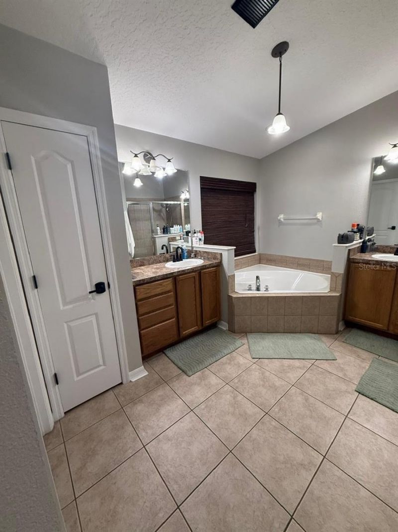 41430 Roger Giles Road , Umatilla, FL 32784 Photo