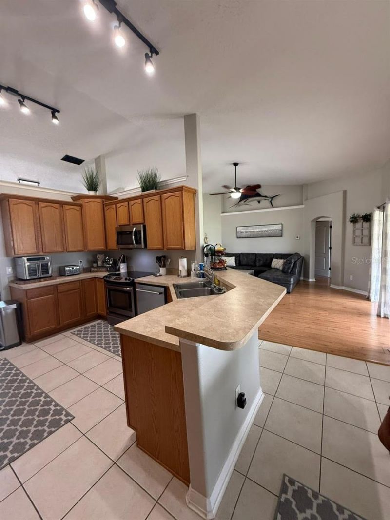 41430 Roger Giles Road , Umatilla, FL 32784 Photo