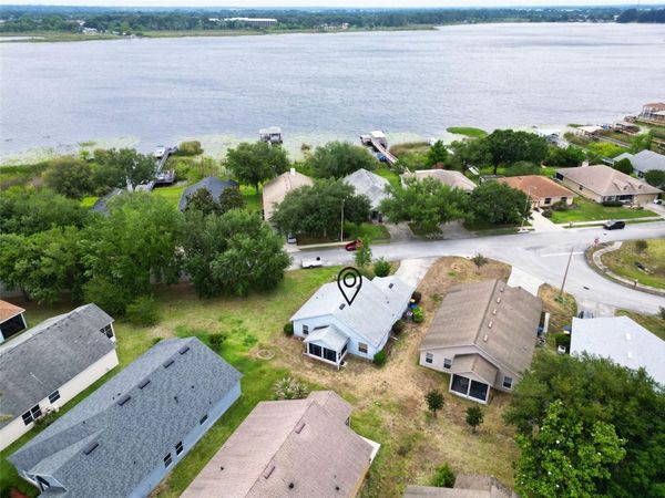 1804 LAKE VILLA DRIVE , TAVARES, FL 32778