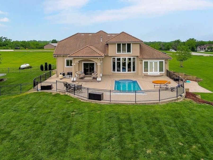 Property Image 11