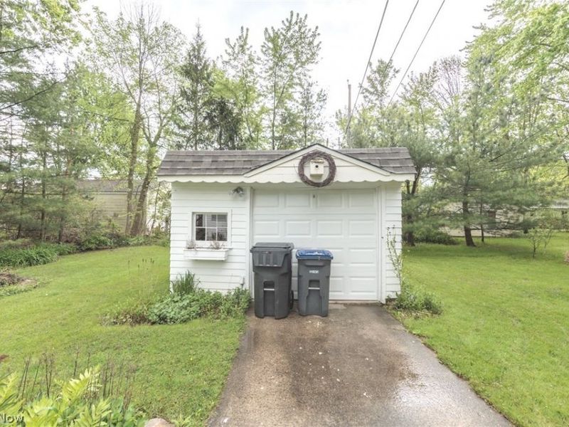 7381 Portage Street, Solon, OH 44139 Photo 42