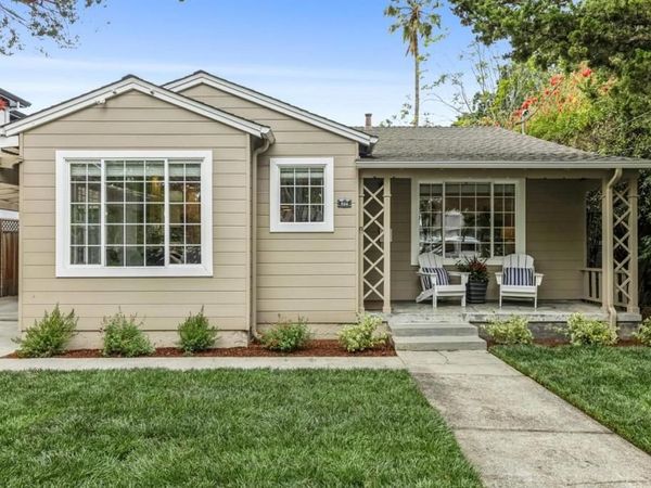 950 Iris Street, Redwood City, CA 94061