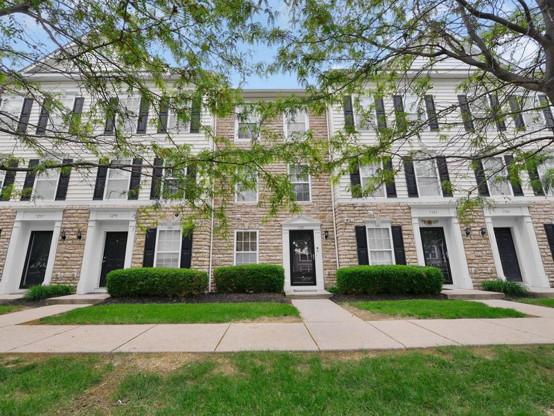 5301 Berthold Pass Drive, Unit 44, Dublin, OH 43016 Photo 1