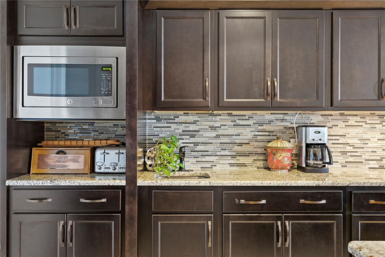 301 S Gulfview Boulevard, Unit 604, Clearwater Beach, FL 33767 Photo