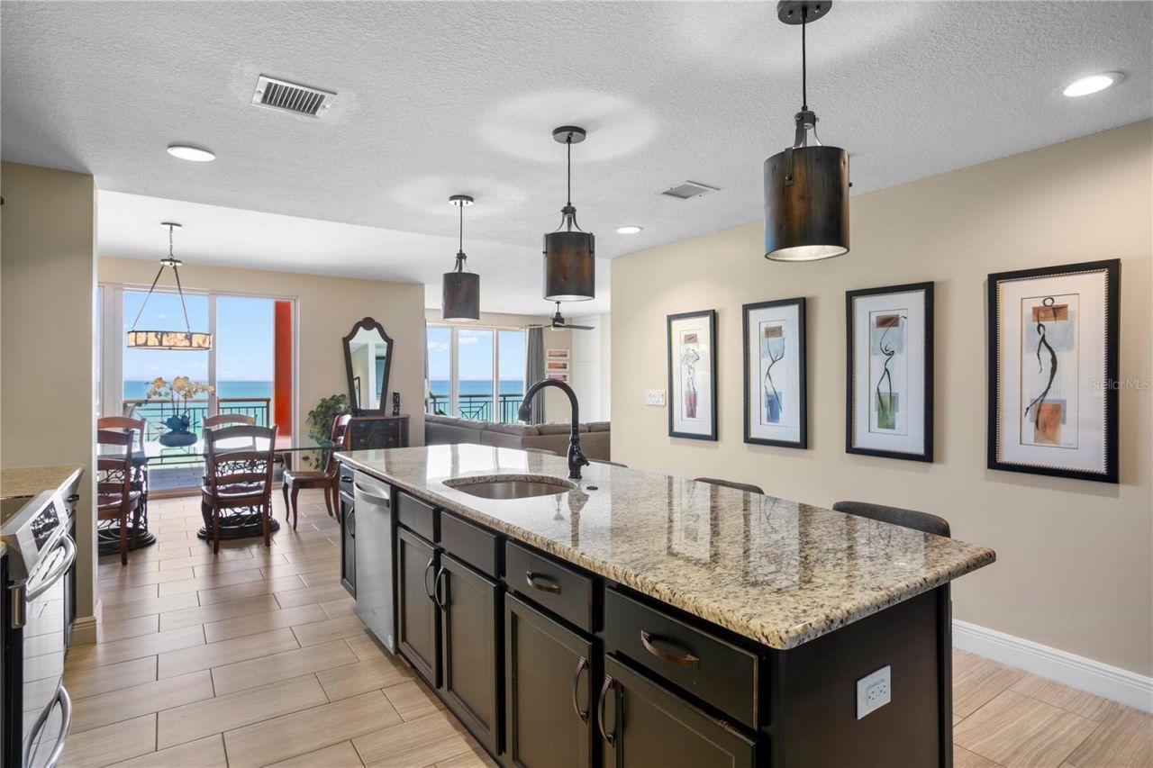 301 S Gulfview Boulevard, Unit 604, Clearwater Beach, FL 33767 Photo