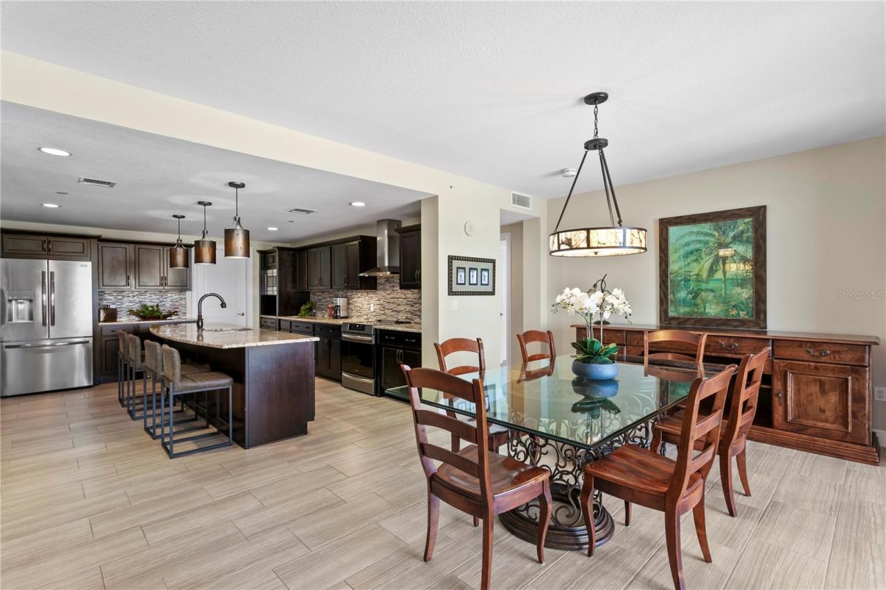 301 S Gulfview Boulevard, Unit 604, Clearwater Beach, FL 33767 Photo