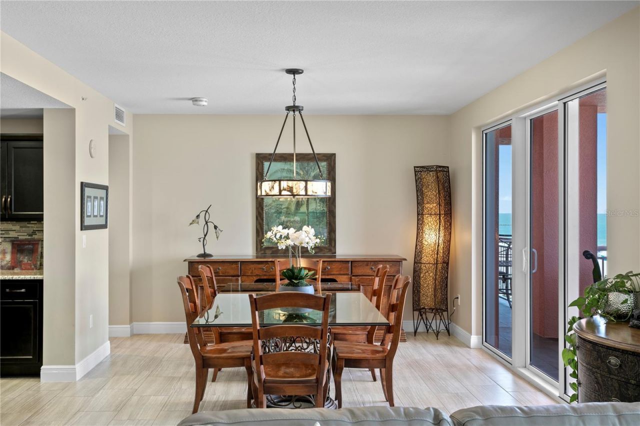 301 S Gulfview Boulevard, Unit 604, Clearwater Beach, FL 33767 Photo