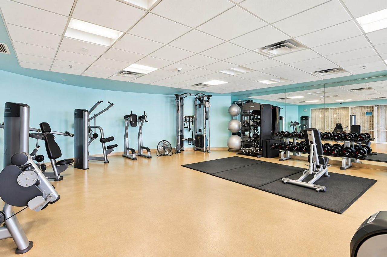 301 S Gulfview Boulevard, Unit 604, Clearwater Beach, FL 33767 Photo