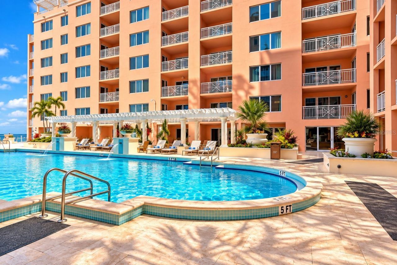301 S Gulfview Boulevard, Unit 604, Clearwater Beach, FL 33767 Photo