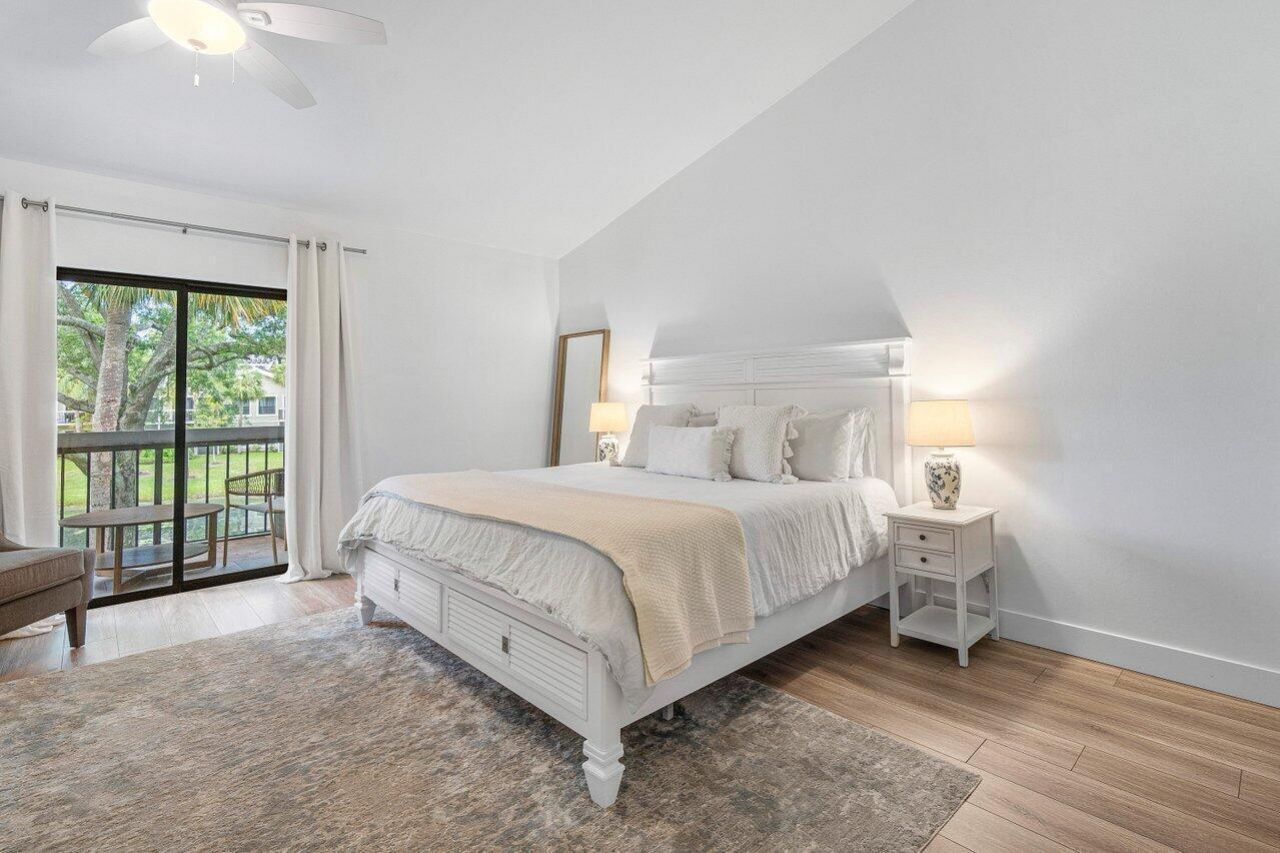 11863 Wimbledon Circle, Unit 504, Wellington, FL 33414 Photo