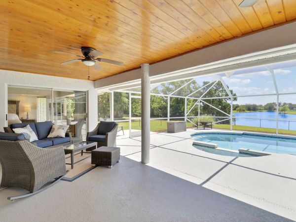 550 SE Ashley Oaks Way, Stuart, FL 34997