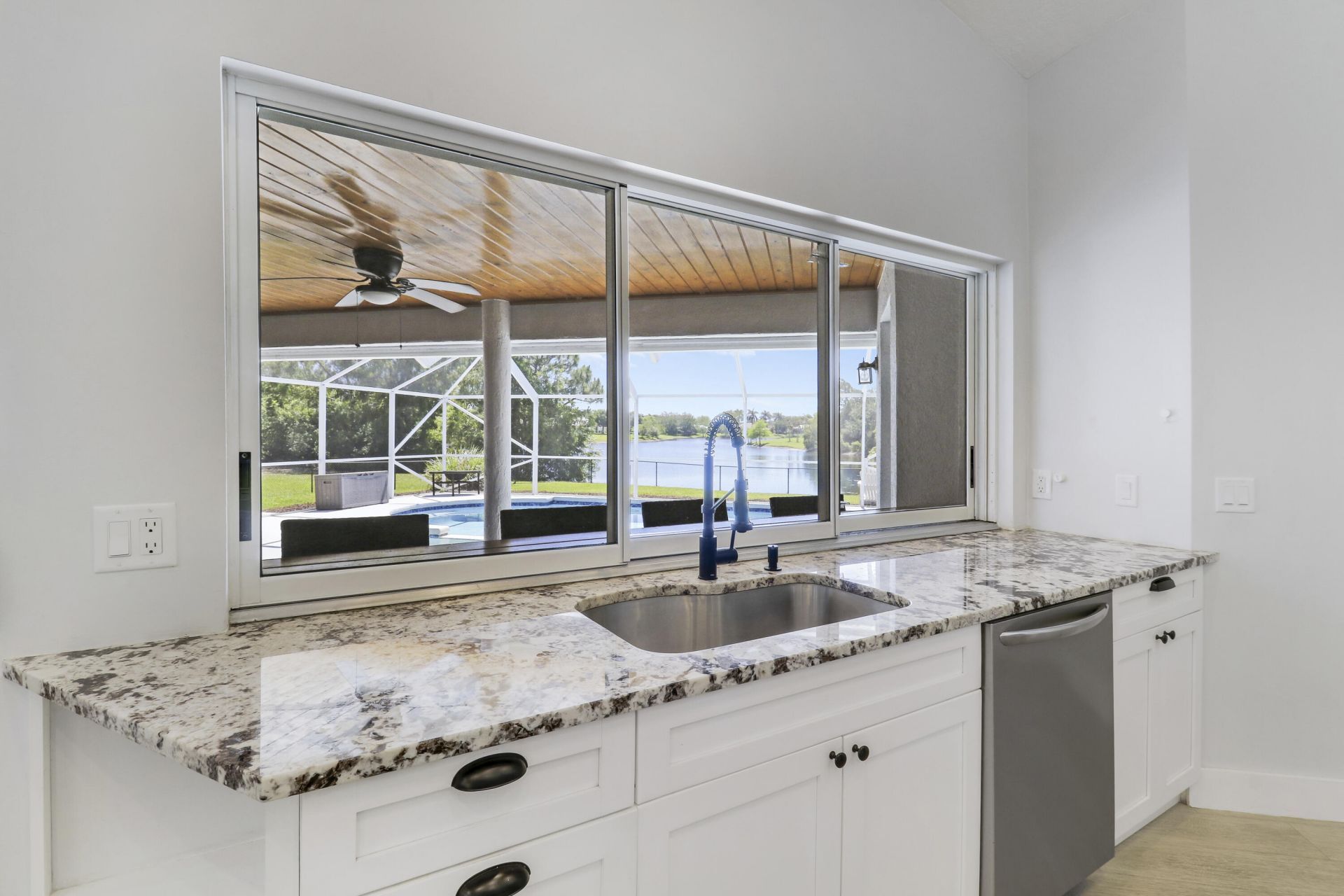 550 SE Ashley Oaks Way, Stuart, FL 34997 Photo