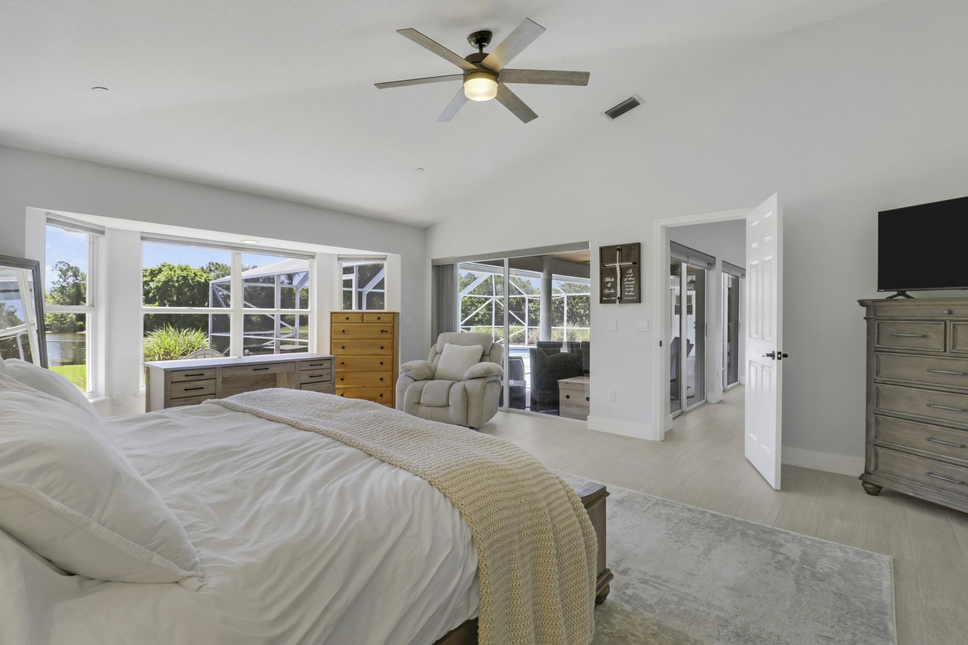 550 SE Ashley Oaks Way, Stuart, FL 34997 Photo