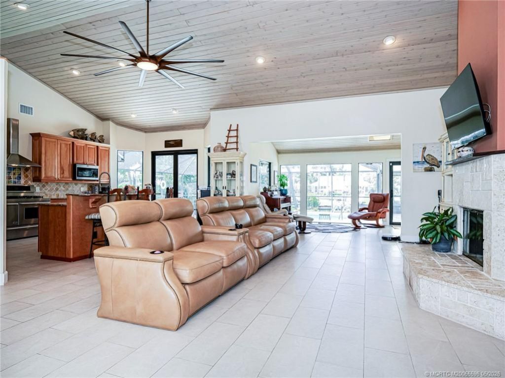 841 SW Catalina Street, Palm City, FL 34990 Photo