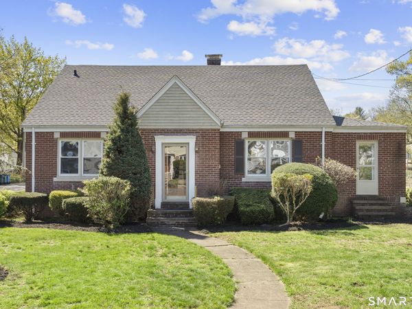 10 Barraclough, Hamden, CT 06517