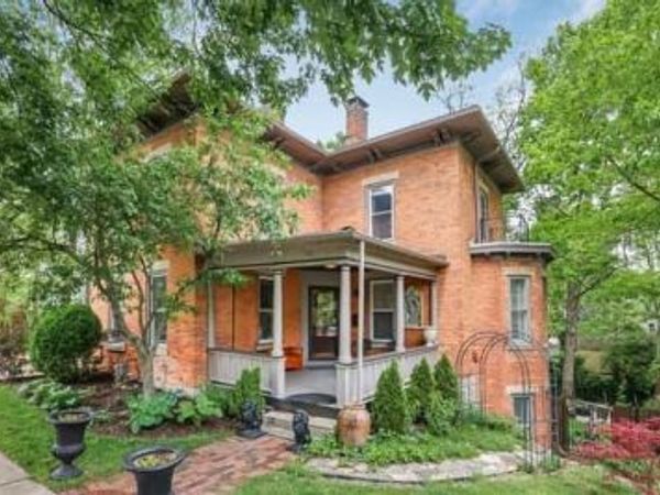 190 W William Street , Delaware, OH 43015