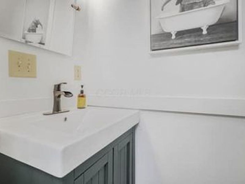 190 W William Street, Delaware, OH 43015 Photo 41