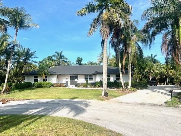 11700 NW 14th St , Plantation, FL 33323