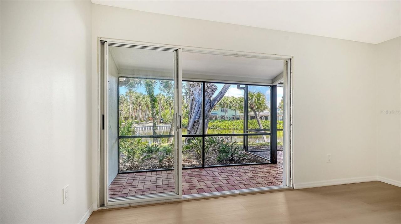 239 Hourglass Way, Unit V7, Sarasota, FL 34242 Photo