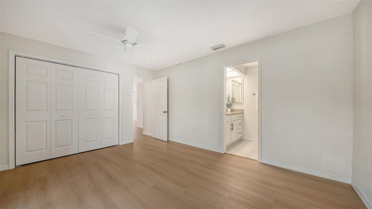 239 Hourglass Way, Unit V7, Sarasota, FL 34242 Photo