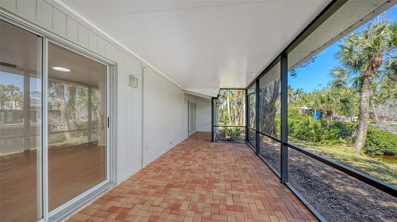 239 Hourglass Way, Unit V7, Sarasota, FL 34242 Photo