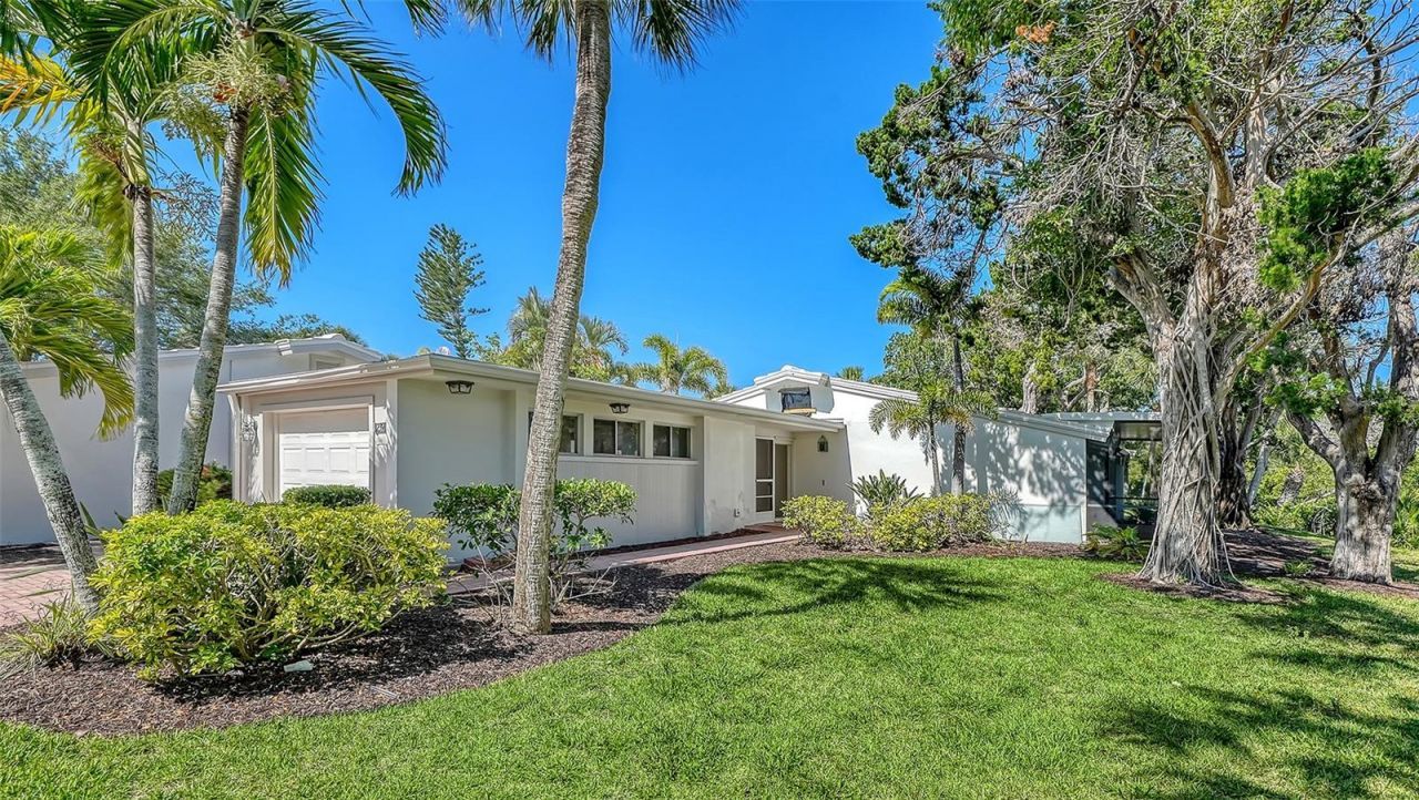 239 Hourglass Way, Unit V7, Sarasota, FL 34242 Photo