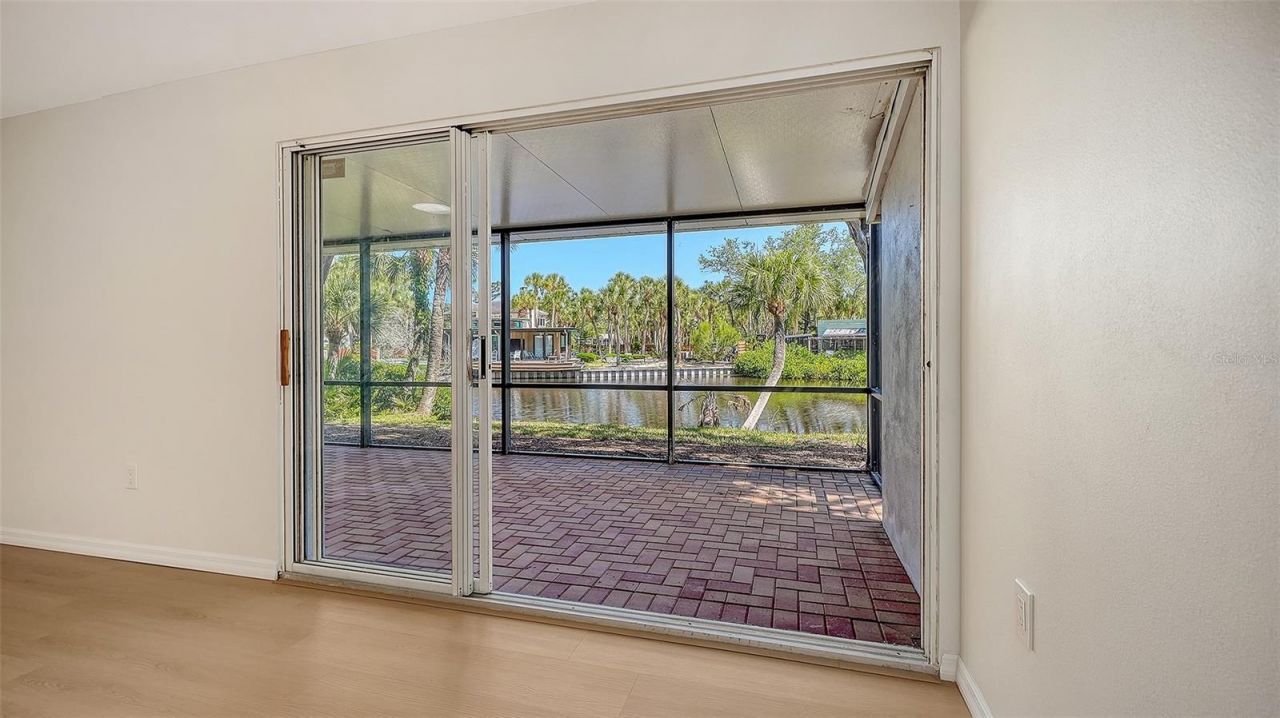 239 Hourglass Way, Unit V7, Sarasota, FL 34242 Photo