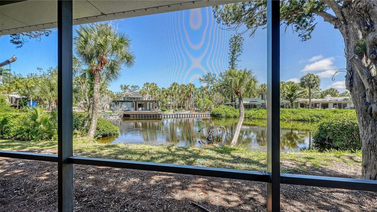 239 Hourglass Way, Unit V7, Sarasota, FL 34242 Photo