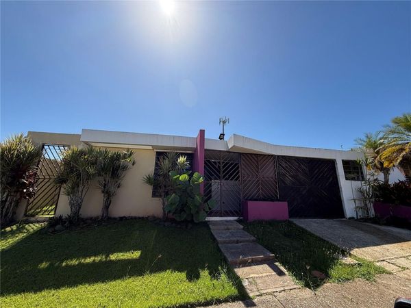 SR 659 Villas del Capitan SOLANDRA ST , Unit AA-12, ARECIBO, PR 00612