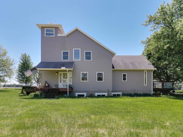 12014 Prairie Center Road , Clinton, IL 61727