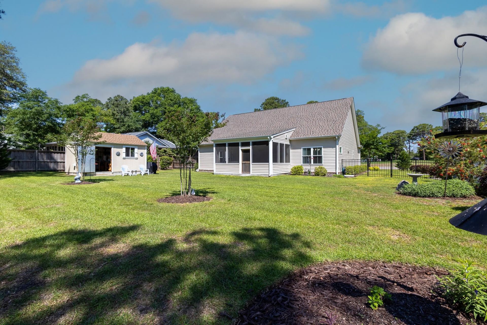287 Parkview Dr.  Photo 4