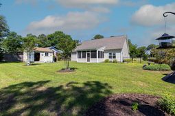 287 Parkview Dr.  photo 4