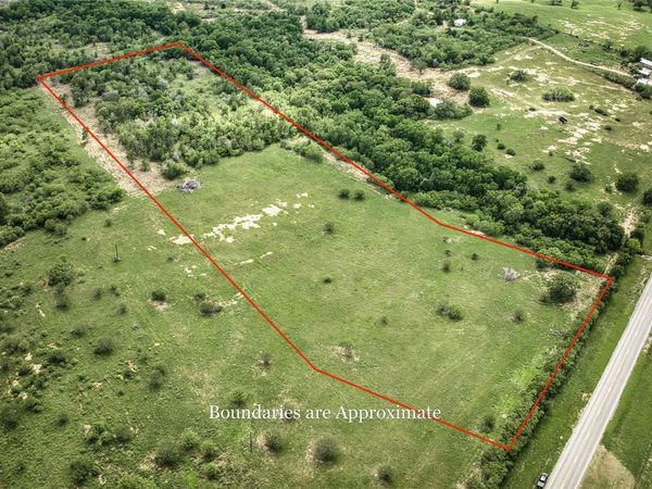 9216 Fm 713, Dale, TX 78616