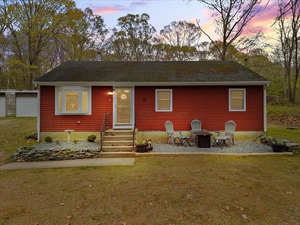 9 Hillside Ave, Berkley, MA 02779
