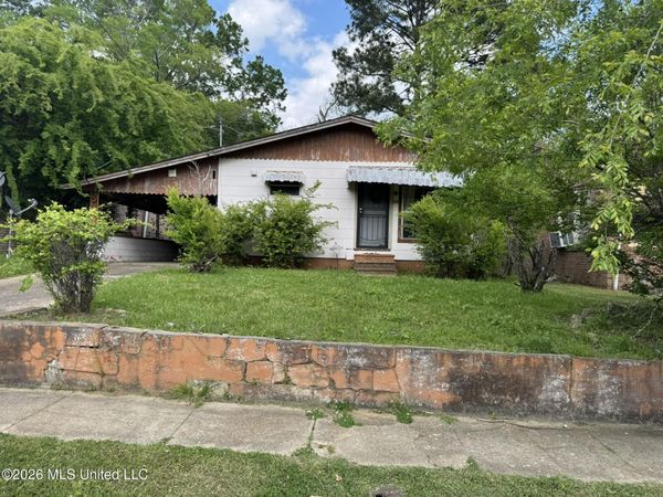 912 Summit Street, McComb, MS 39648