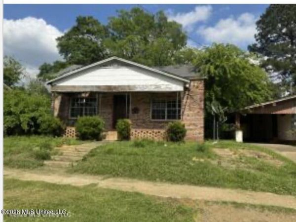 912 Summit Street, McComb, MS 39648