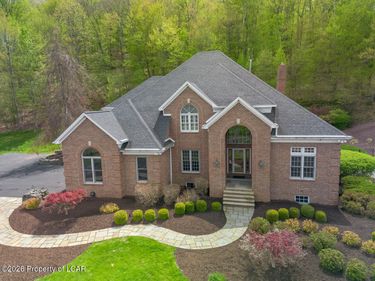 611 Lake Louise Road, Dallas, PA 18612