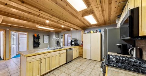 804 Us Highway 50, South Lake Tahoe, CA 96150 Photo