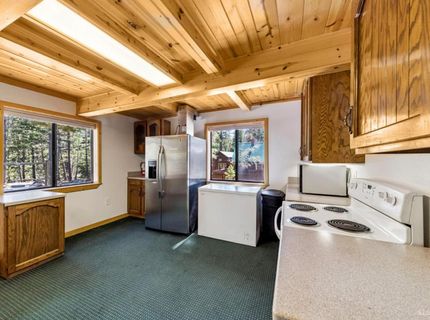 804 Us Highway 50, South Lake Tahoe, CA 96150 Photo