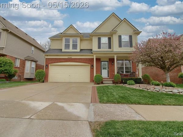 28260 Cottage Lane, Lyon Twp, MI 48165