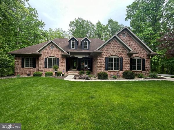345 LINDMAN DRIVE , CHAMBERSBURG, PA 17202