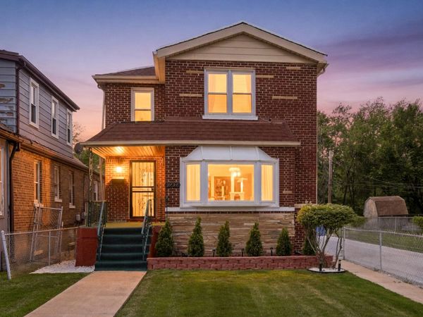 9754 S Harvard Avenue , Chicago, IL 60628